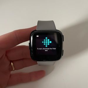 Fitbit Versa 2 (used)